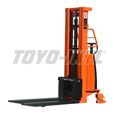 toyo-intl-sehs-semi-electric-stacker-image-1.png